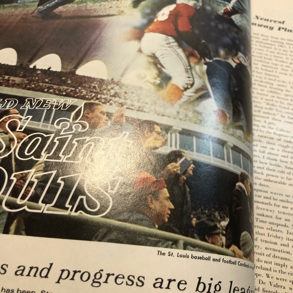 September 8, 1967 Life Magazine-The Frenzied Pennant Race Family Football Guide - Picture 13 of 16